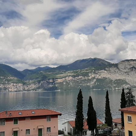 Bmp Apartment Deluxe 1 Jacuzzi Riscaldata Privata Vista Lago Di Garda 브렌조네 술 가르다 외부 사진