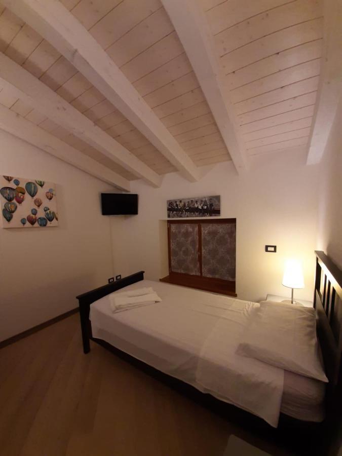 Bmp Apartment Deluxe 1 Jacuzzi Riscaldata Privata Vista Lago Di Garda 브렌조네 술 가르다 외부 사진
