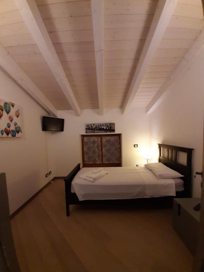 Bmp Apartment Deluxe 1 Jacuzzi Riscaldata Privata Vista Lago Di Garda 브렌조네 술 가르다 외부 사진